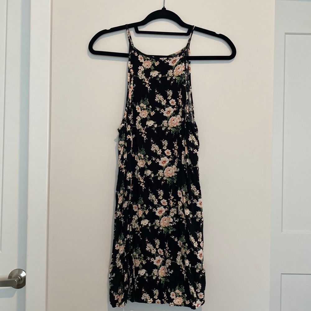 Forever 21 Black Floral Dress